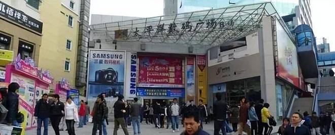 利”的行业辉煌20年后彻底被年轻人抛弃K8凯发天生赢家又一家倒闭!中国最“暴(图1)