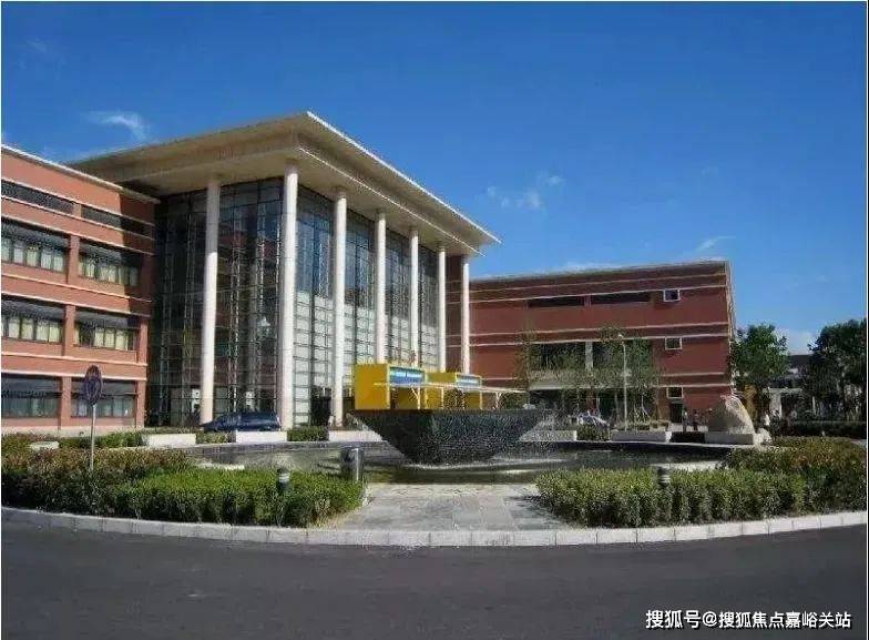 →首页网站→中企·云启春申处中心楼盘百科→首页网站→24小时热线k8凯发一触即发中企·云启春申售楼处电话→售楼中心电话→楼盘百科(图1)