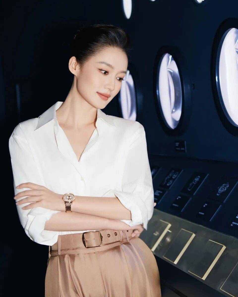 是为“她”而生。第一块腕表原来(图41)